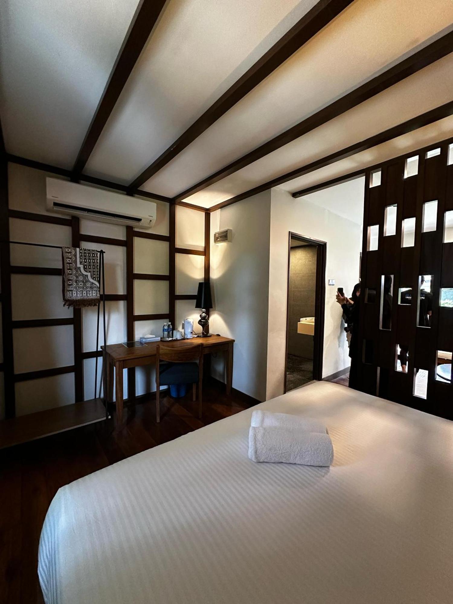 Beach Resort - Arwana Perhentian Besar Kampung Kuala Besut Εξωτερικό φωτογραφία