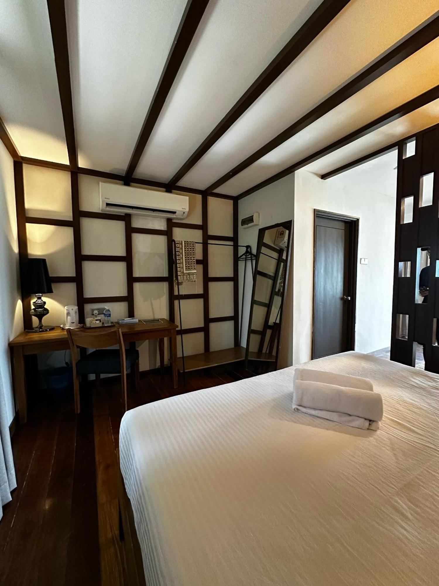 Beach Resort - Arwana Perhentian Besar Kampung Kuala Besut Εξωτερικό φωτογραφία