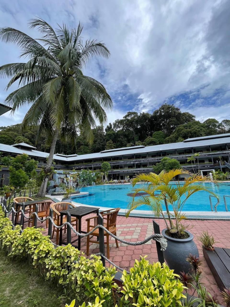 Beach Resort - Arwana Perhentian Besar Kampung Kuala Besut Εξωτερικό φωτογραφία
