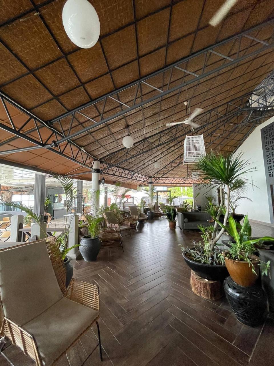 Beach Resort - Arwana Perhentian Besar Kampung Kuala Besut Εξωτερικό φωτογραφία