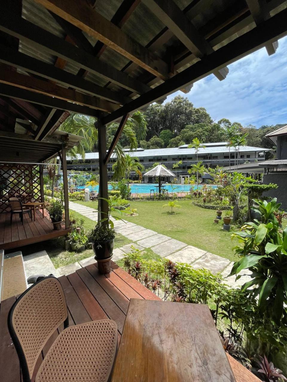 Beach Resort - Arwana Perhentian Besar Kampung Kuala Besut Εξωτερικό φωτογραφία