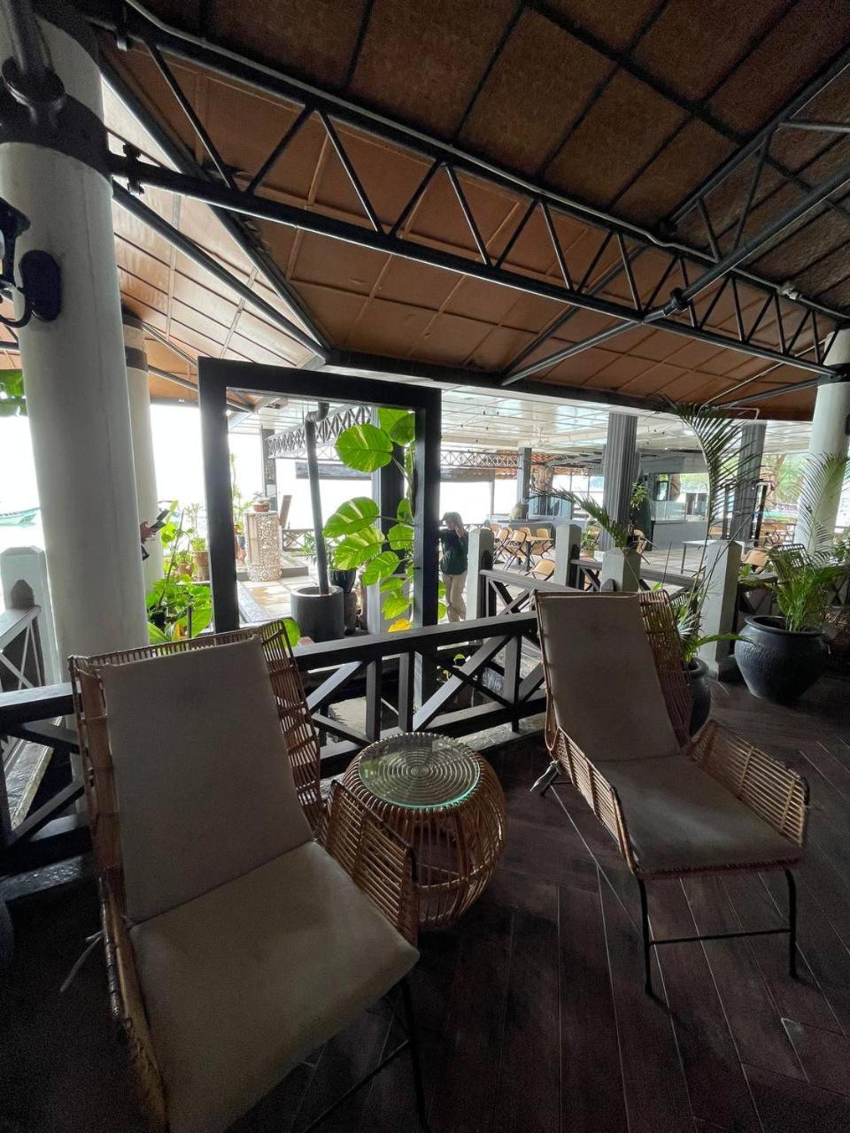 Beach Resort - Arwana Perhentian Besar Kampung Kuala Besut Εξωτερικό φωτογραφία